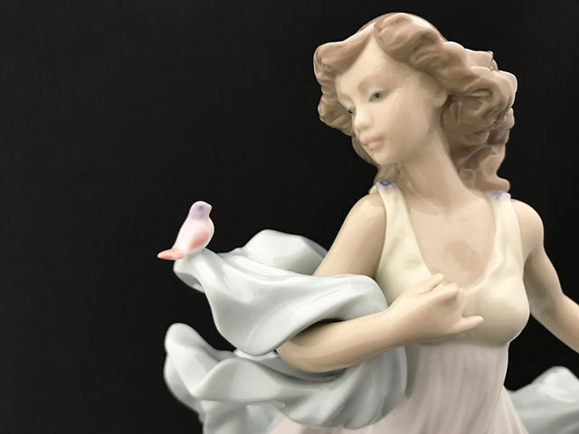 Lladro◇インテリア雑貨⁄6193⁄乙女 リヤドロ/LLADRO☆「愛のセレナーデ