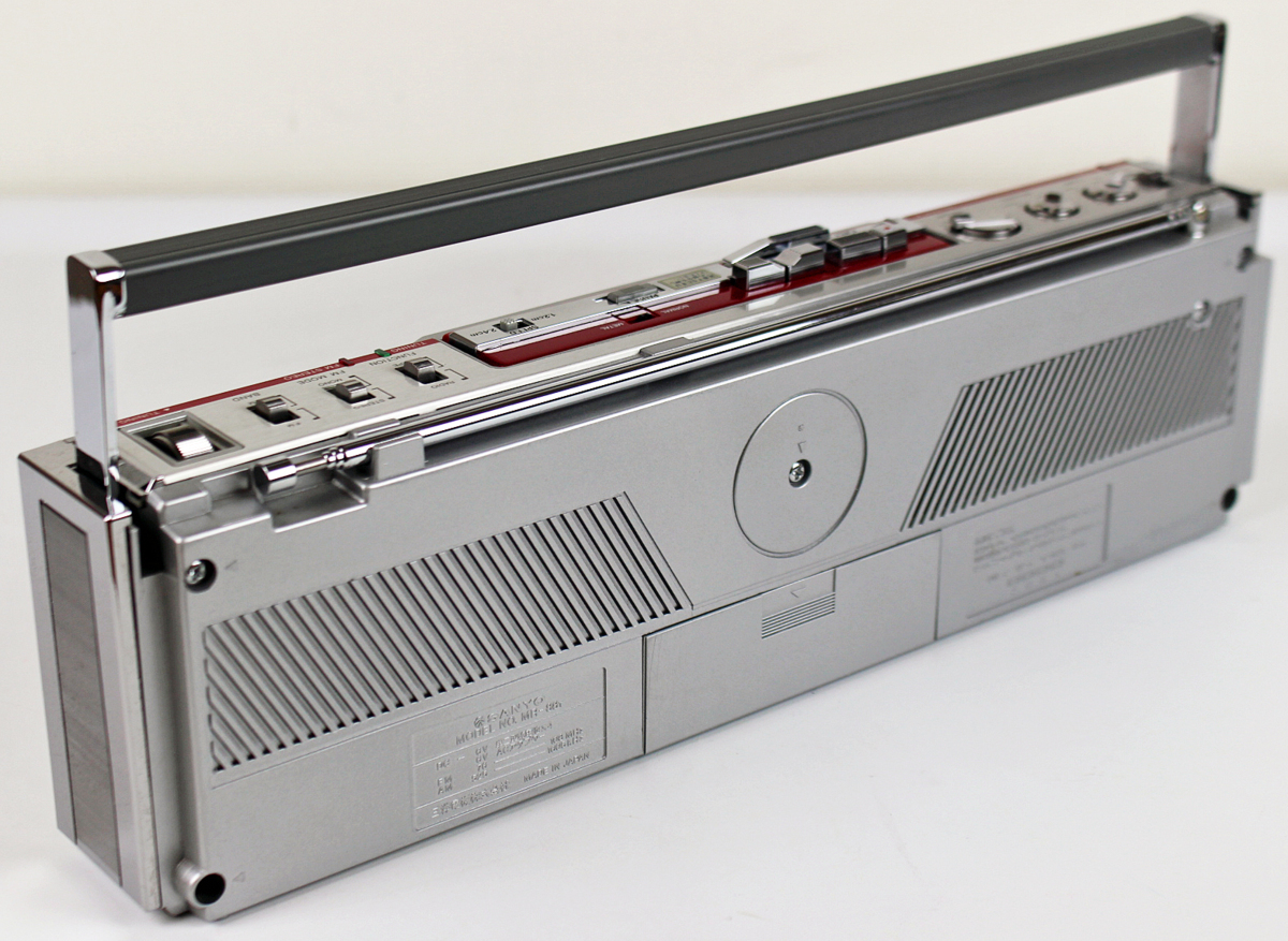 SANYO カセットプレーヤー mr-88t レトロ ♪ジャンク品♪SANYO サンヨー MR-88(MR-88T/MR-88M) マイクロカセット