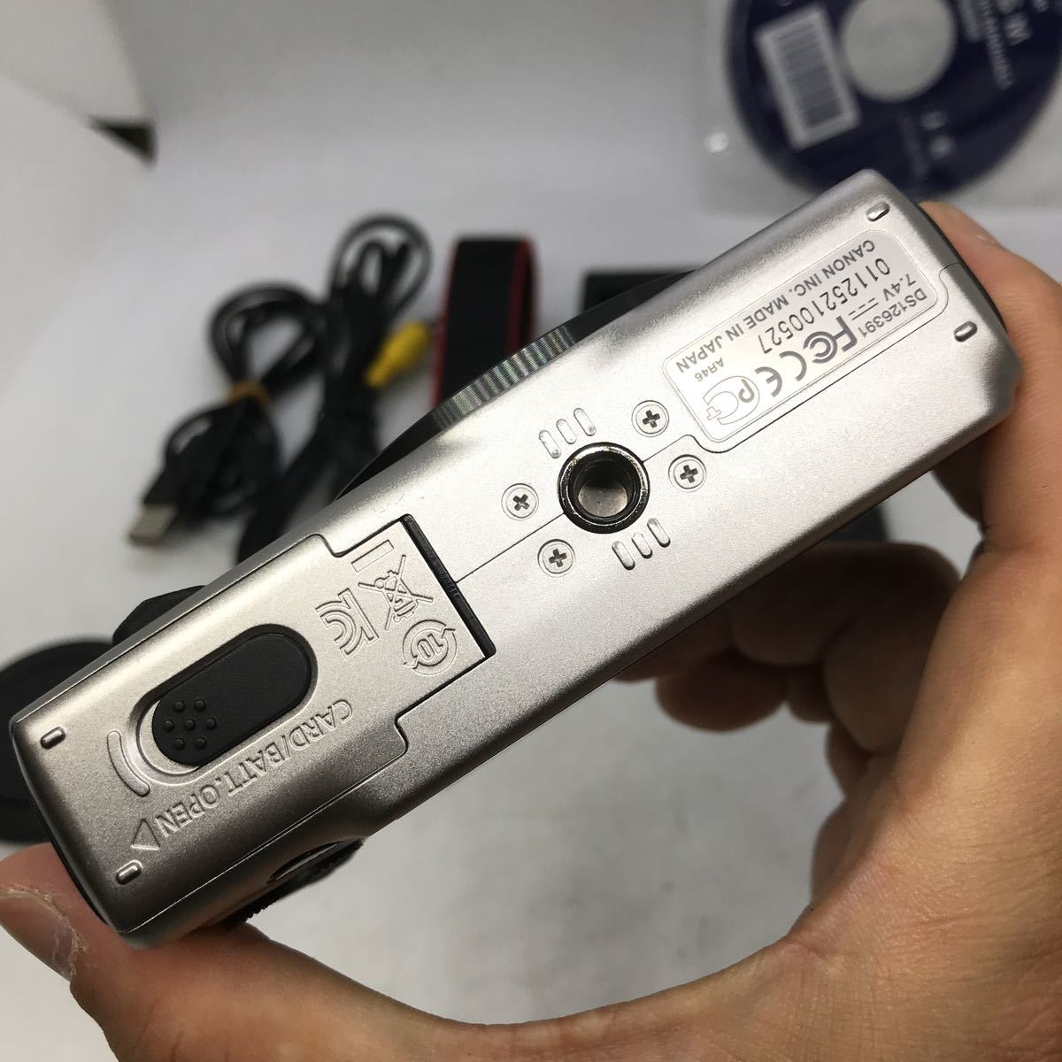 美品Canon EOS RP ボディ 純正予備バッテリーパック2個付き 販売 美品Canon EOS RP ボディ 純正予備バッテリーパック2個付き 販売