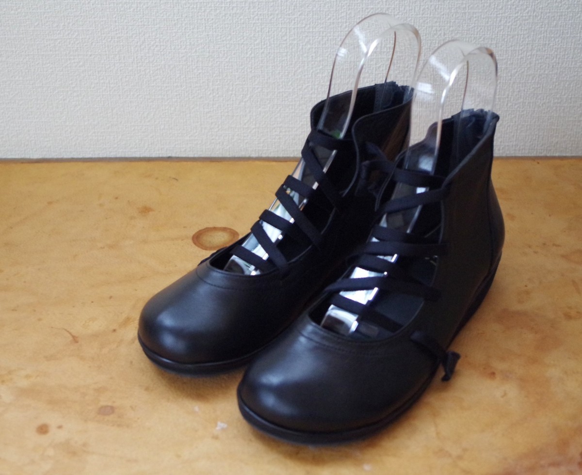★ジウjiuセンソユニコ『ストラップレザーシューズsize24.5cm*黒』1811ｓ2　　