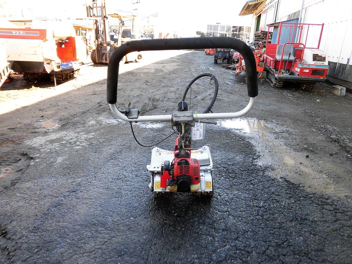 イセキ - Yahoo!オークション 斜面草刈機 ISEKI 草刈機 たすかる507 
