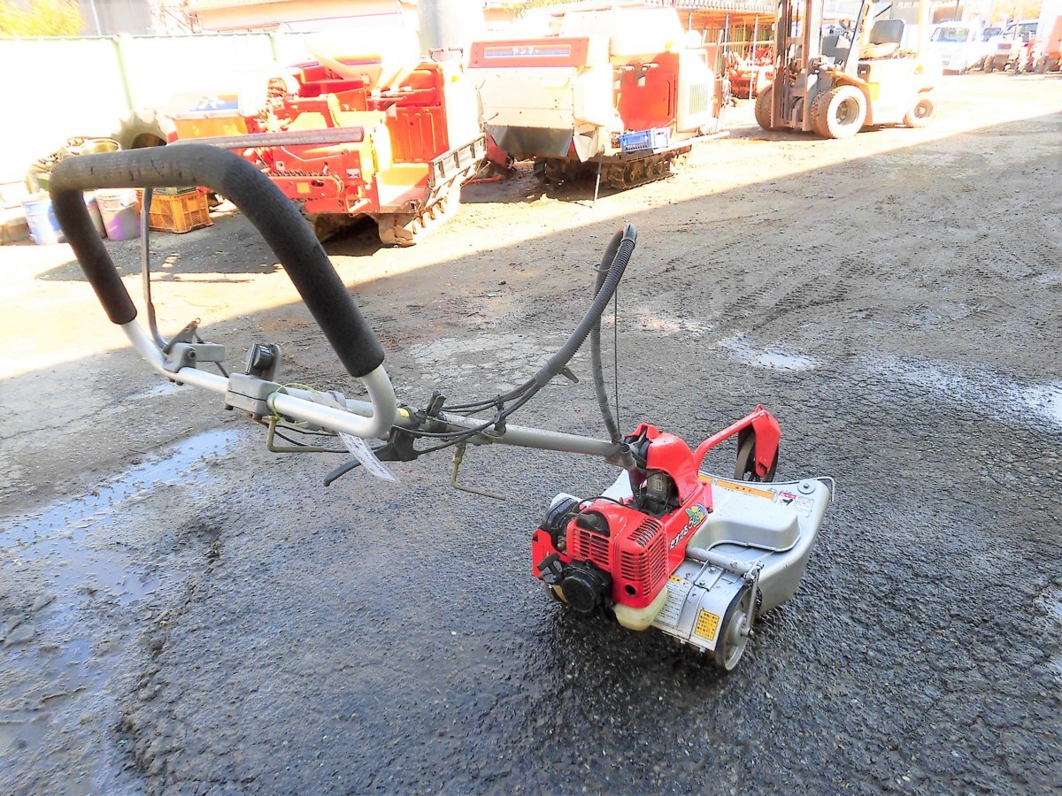 イセキ - Yahoo!オークション 斜面草刈機 ISEKI 草刈機 たすかる507 