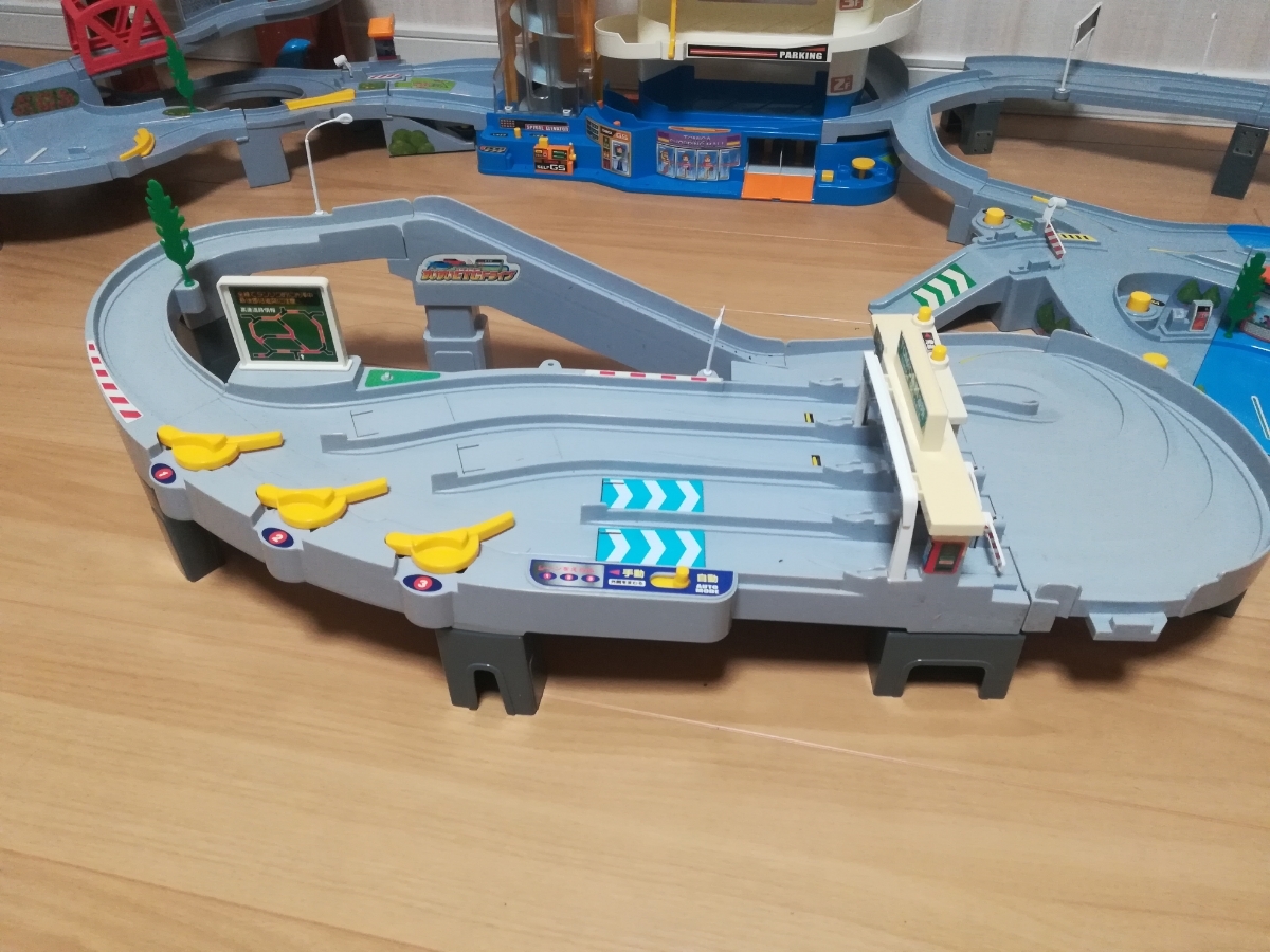 贈る結婚祝い トミカセット峠やまみちドライブ 高速道路にぎやかドライブ すいすいetcドライブ ミニカー Decantwinery Com