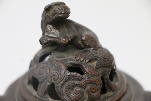 瑞峰作 古銅 香爐 三足 獅子摘 共箱付き 他、七草模様金色香炉/鋳銅