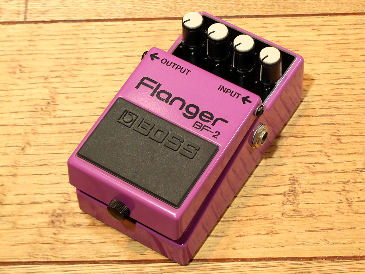BOSS - BF-2 Flanger ジェットサウンドから機械音 幻想的な揺れ 白ノブ