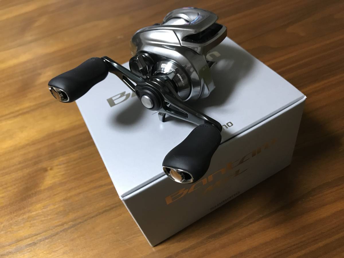 極美品 シマノ 18バンタムMGL XG RIGHT Bantam MGL XG RIGHT 【公式通販】