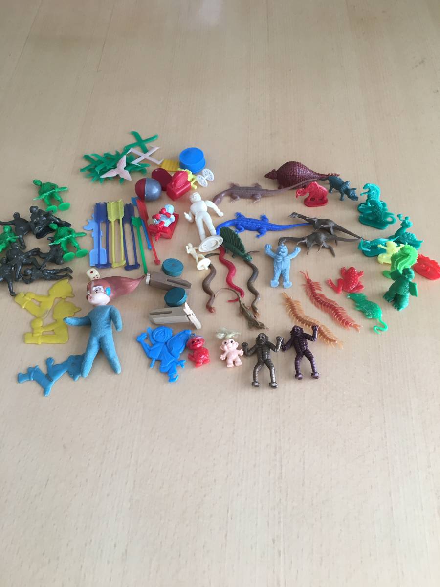 昭和レトロのおまけいろいろ グリコ　ウルトラQ