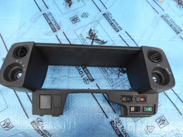 ae86 レビン　トレノ　後期　純正　メーターフード　パネル　スイッチ付き トレノ AE86 レビン 後期 トヨタ 純正 メーター メーターフード ae86