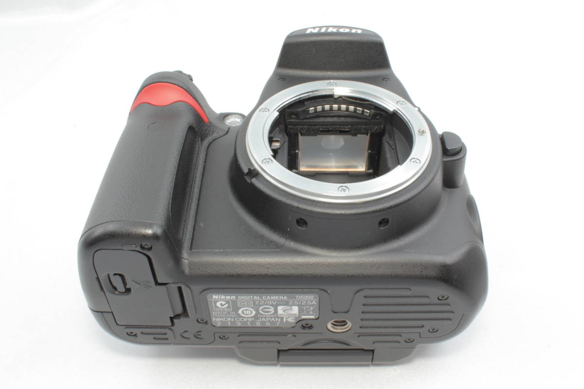 ニコン NIKON D5000 手振れ補正ダブルレンズキット ✨Nikon D5000✨W 