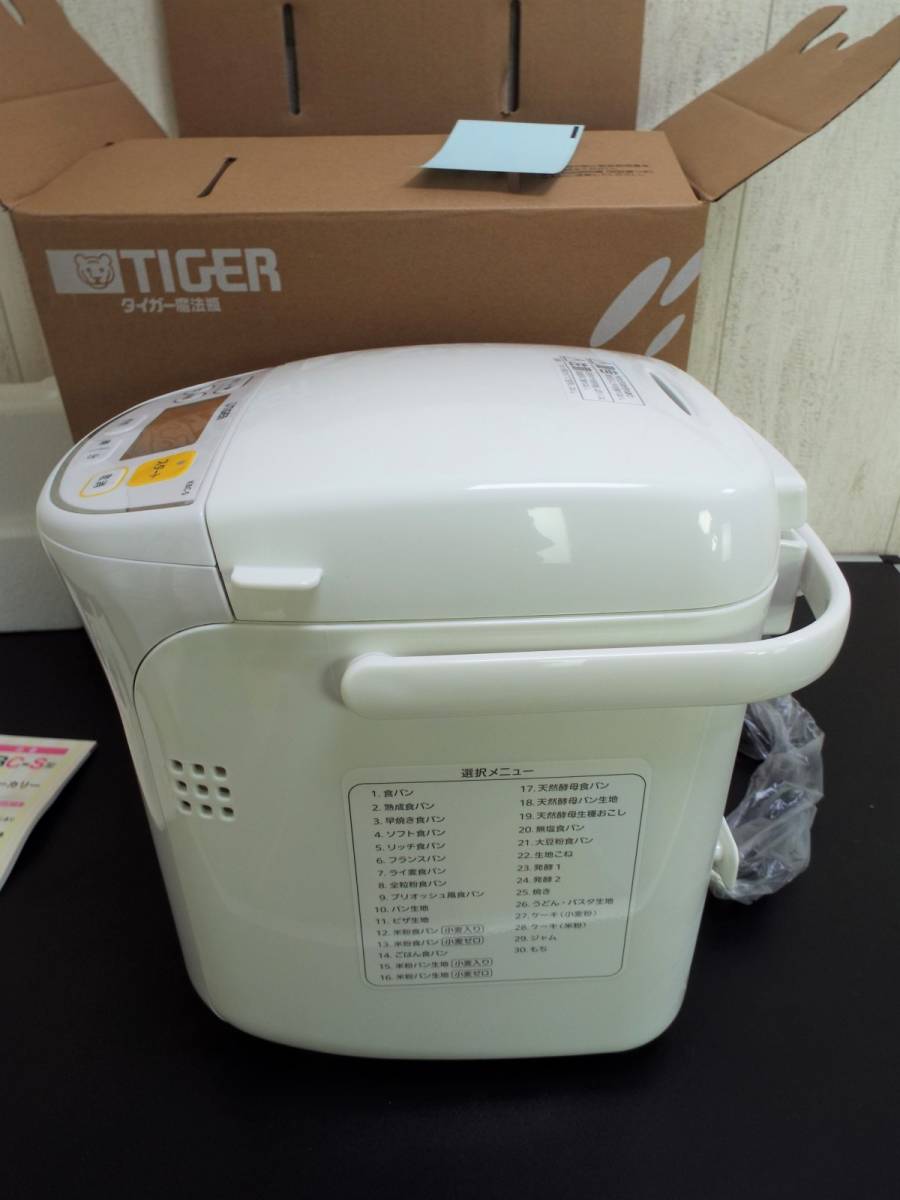 新品 未使用 タイガー ホームベーカリー やきたて KBC‐S100 2016年製