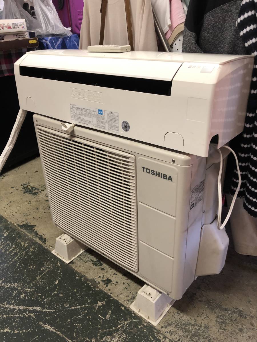 TOSHIBA ルームエアコン RAS-2214W 14年製