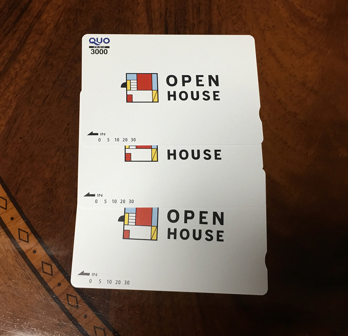 【赤字超特価，定番】 ＜ ＞ QUOカード クオカード 9000円分 3000円&times;3枚(その他)｜売買されたオークション情報、yahooの商品情報をアーカイブ公開 - オークファン その他