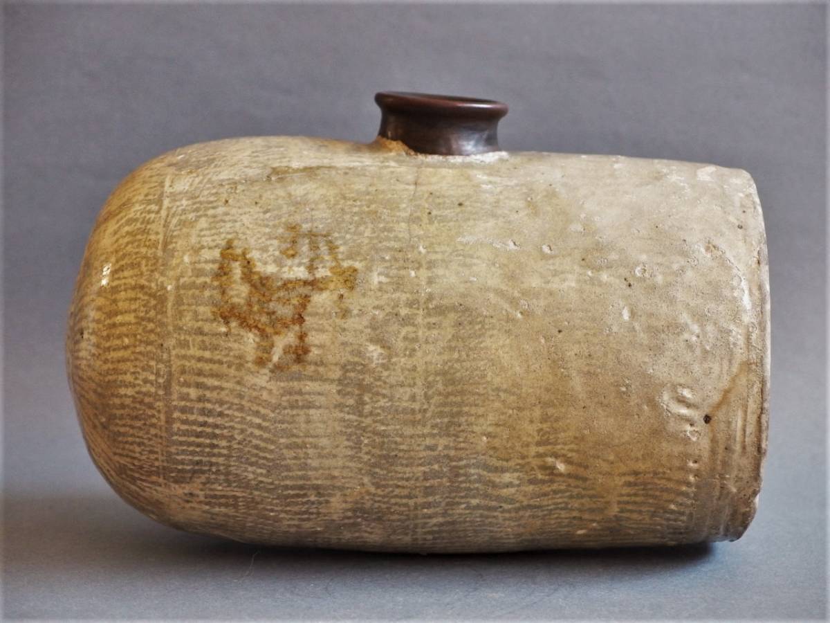 粉青沙器（ふんせいさき）とは｜李氏朝鮮時代前半を代表する陶磁器の 