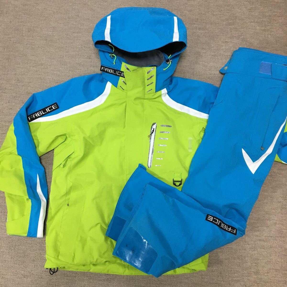 ☆美品 1度着用のみ☆ファブリス FABLICE スキー ウェア上下セット 