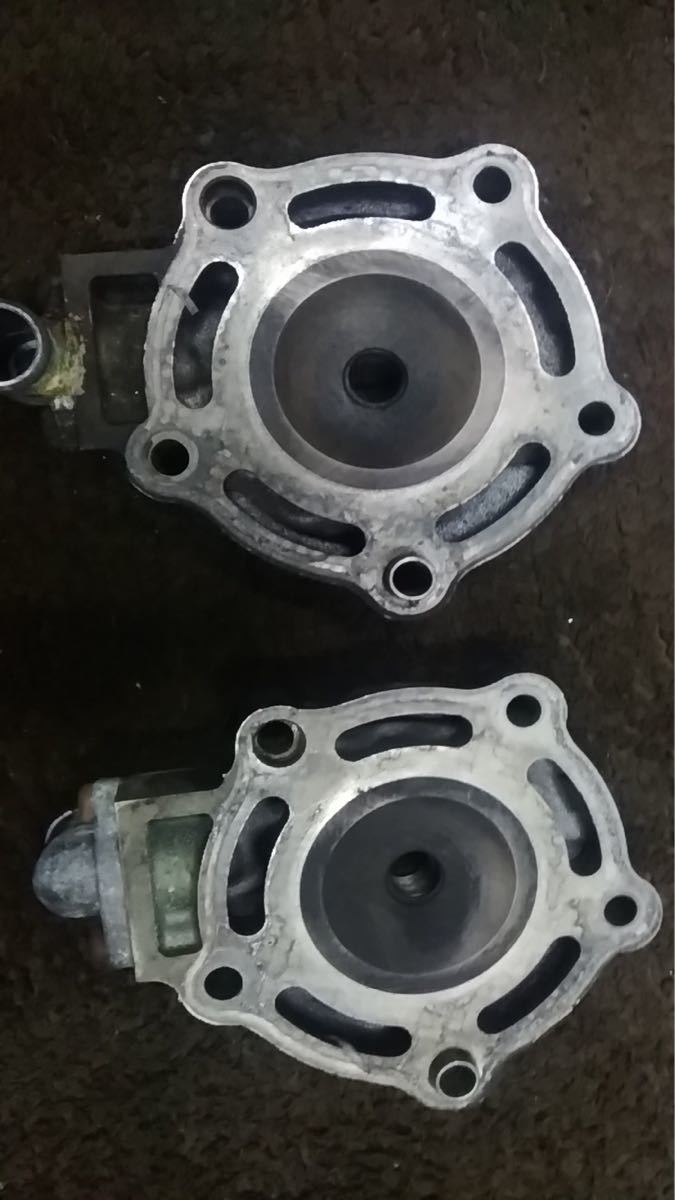 RGV250γ用　　VJ22A シリンダーヘッド　管理2 RGV250γ用 VJ22A シリンダーヘッド 管理2 Yahoo!オークション