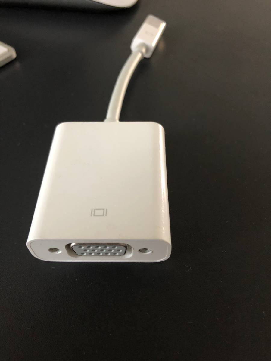 MacBook Air 13インチ／ Core i7-1.8Ghz／メモリ4G／SSD256G／英語キーボード／バッテリー交換済み／新品バッテリー付き／VGAアダプタ付き_6