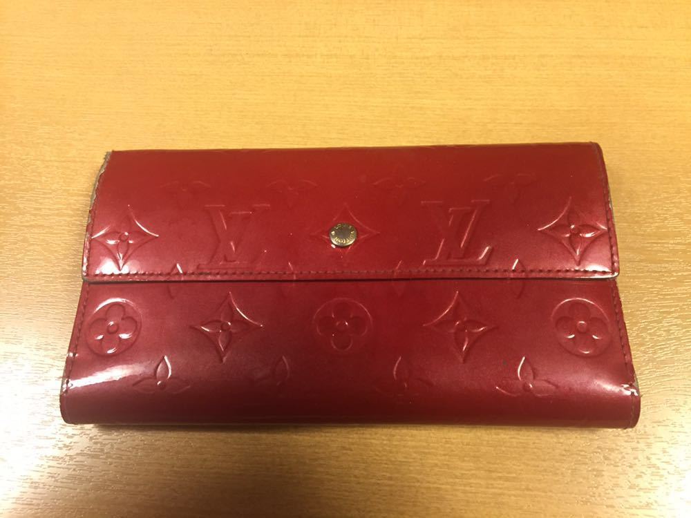 【訳あり】ルイヴィトン ヴェルニ 長財布 ポルトトレゾール 赤 訳あり】ルイヴィトン ヴェルニ 長財布 ポルトトレゾール 赤 【公式