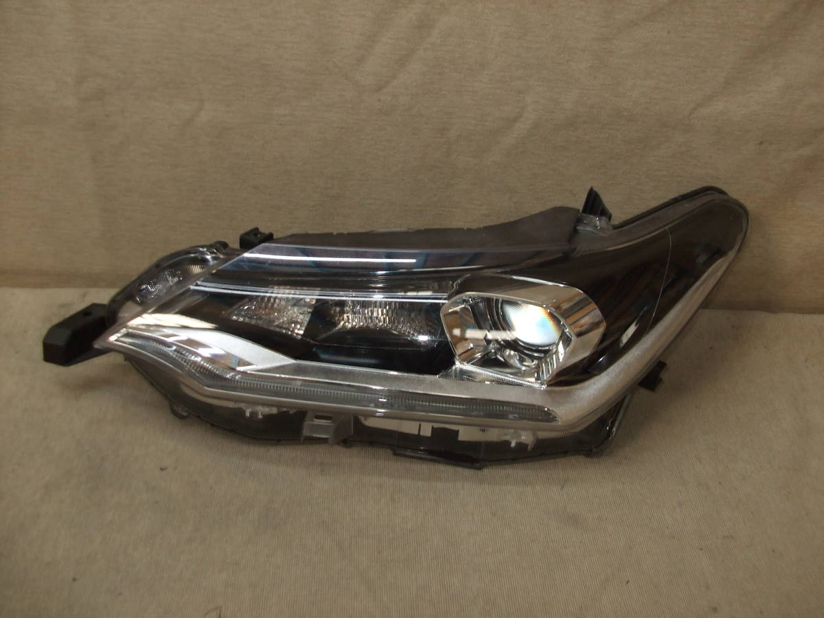 カローラフィールダー DAA-NKE165G NKE165G カローラ 左 0 ヘッド 