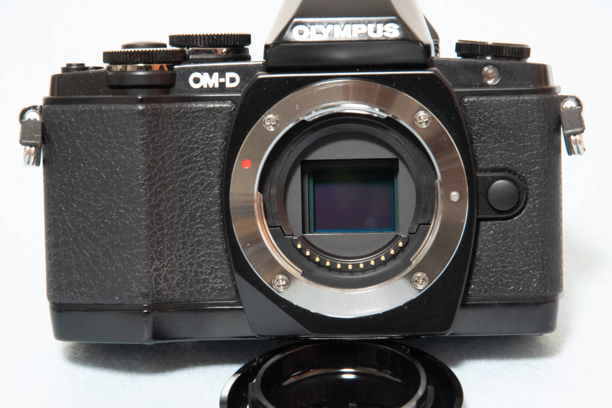 OLYMPUS OM-D E-M10 EZダブルズームキット M.ZUIKO DIGITAL 14-42mm 40-150mm