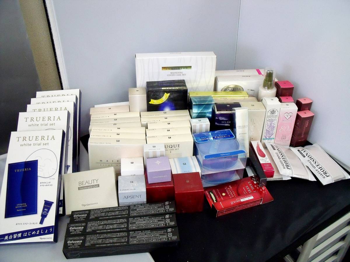 ○ ナリス化粧品 色々まとめて大量セット 未使用品 福袋 1t26 100