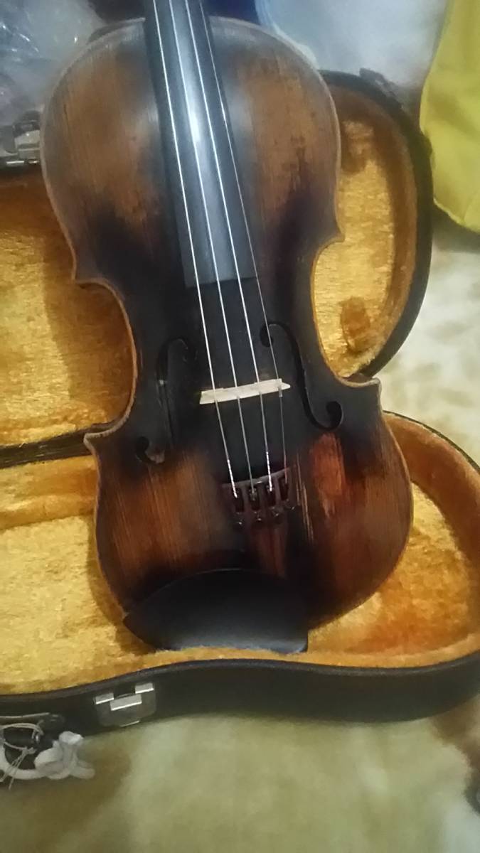 EUGENIO PRAGA 1889製バイオリン