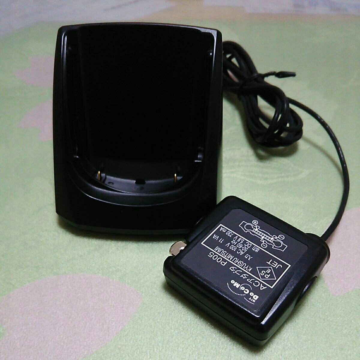 ドコモ 充電器 ACアダプタP005 卓上アダプタP020 中古_2