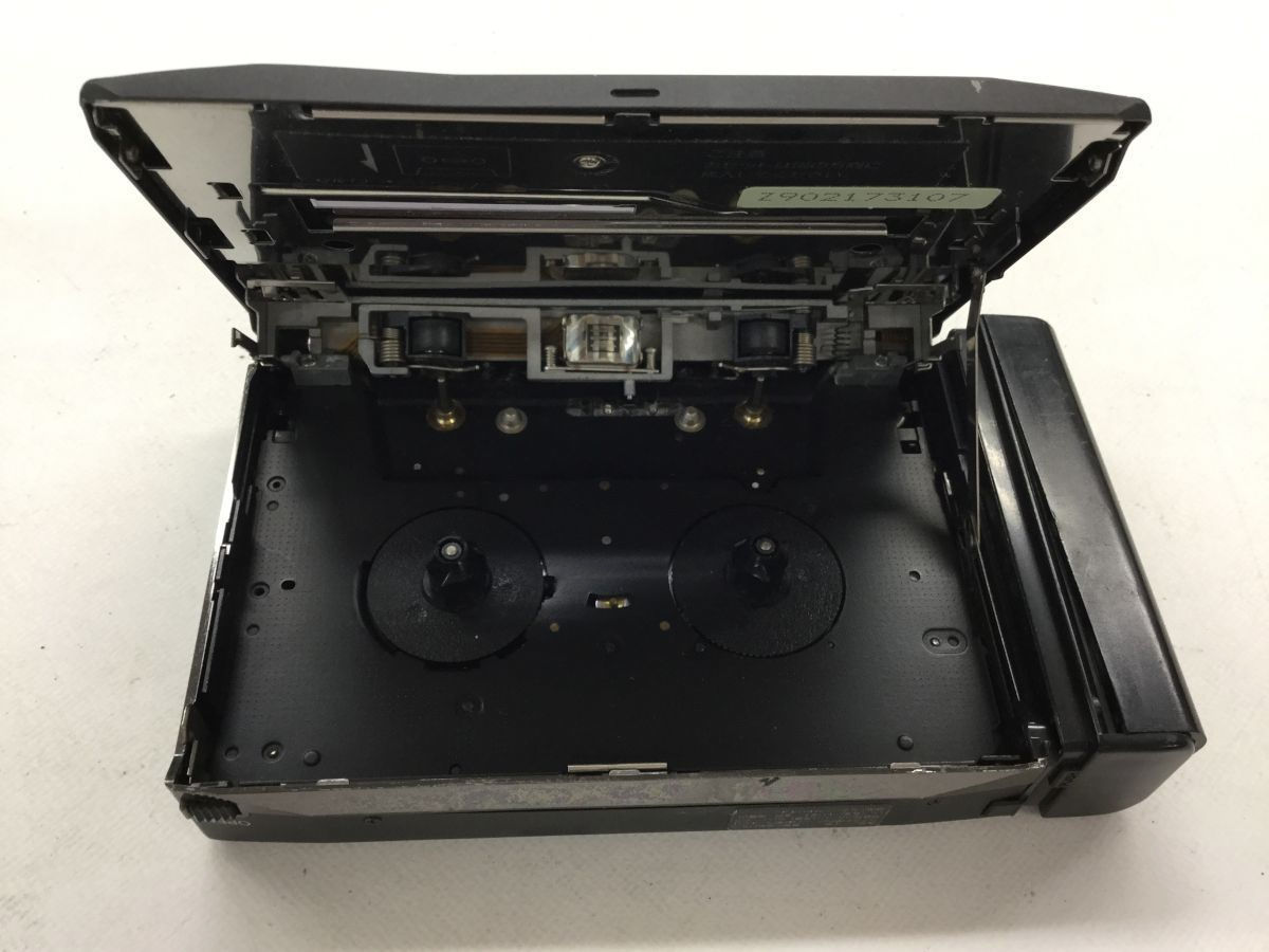 ジャンク品AIWA [1149]AIWA ポータブルカセットプレーヤー HS-PX30