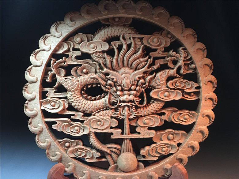 木彫り □ 置物 木製 龍（インテリア・寝具・収納）の通販 - : 価格