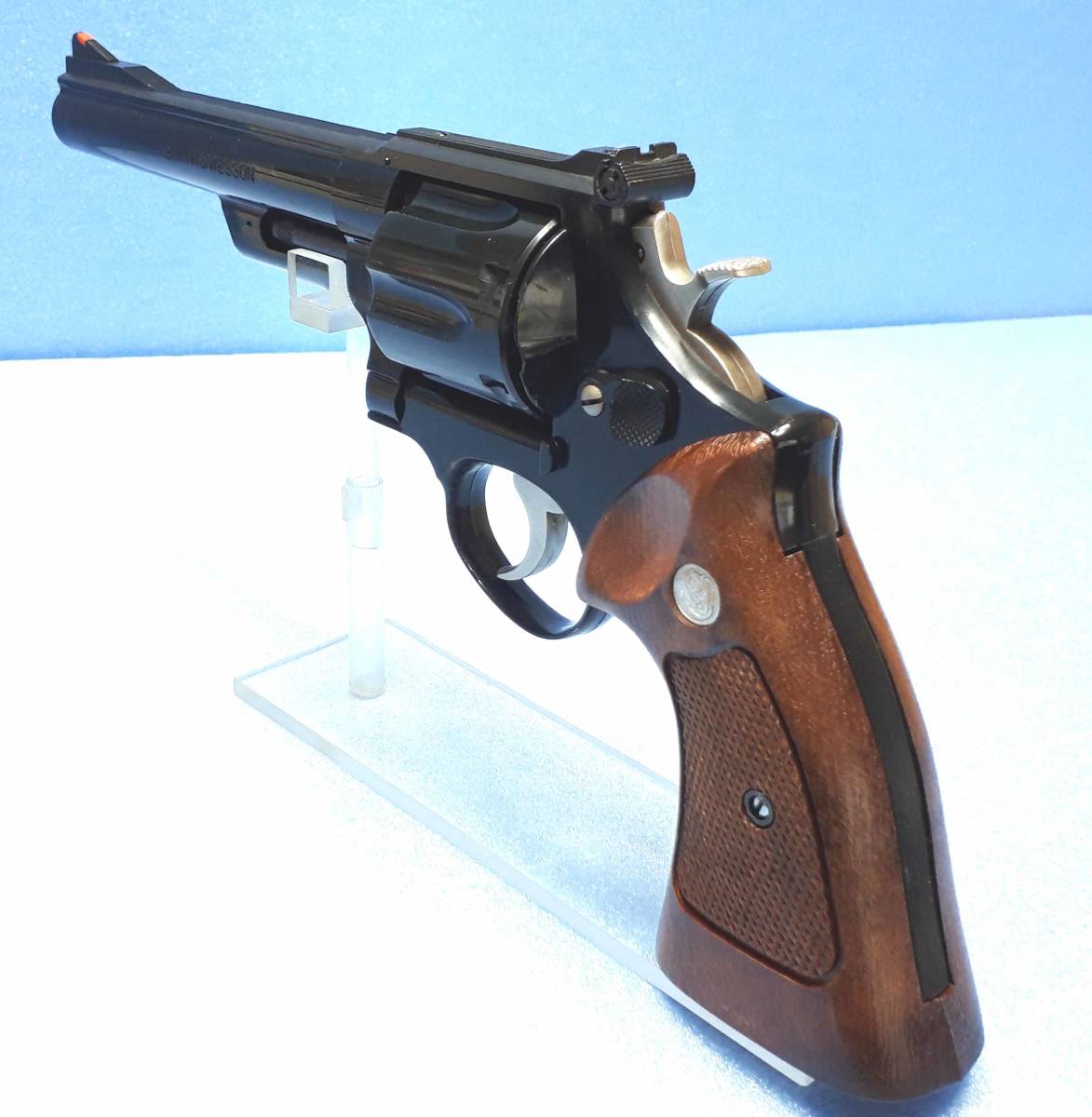 コクサイのモデルガン　Ｓ＆Ｗ　Ｍ２９　４４マグナムとホルスタ－