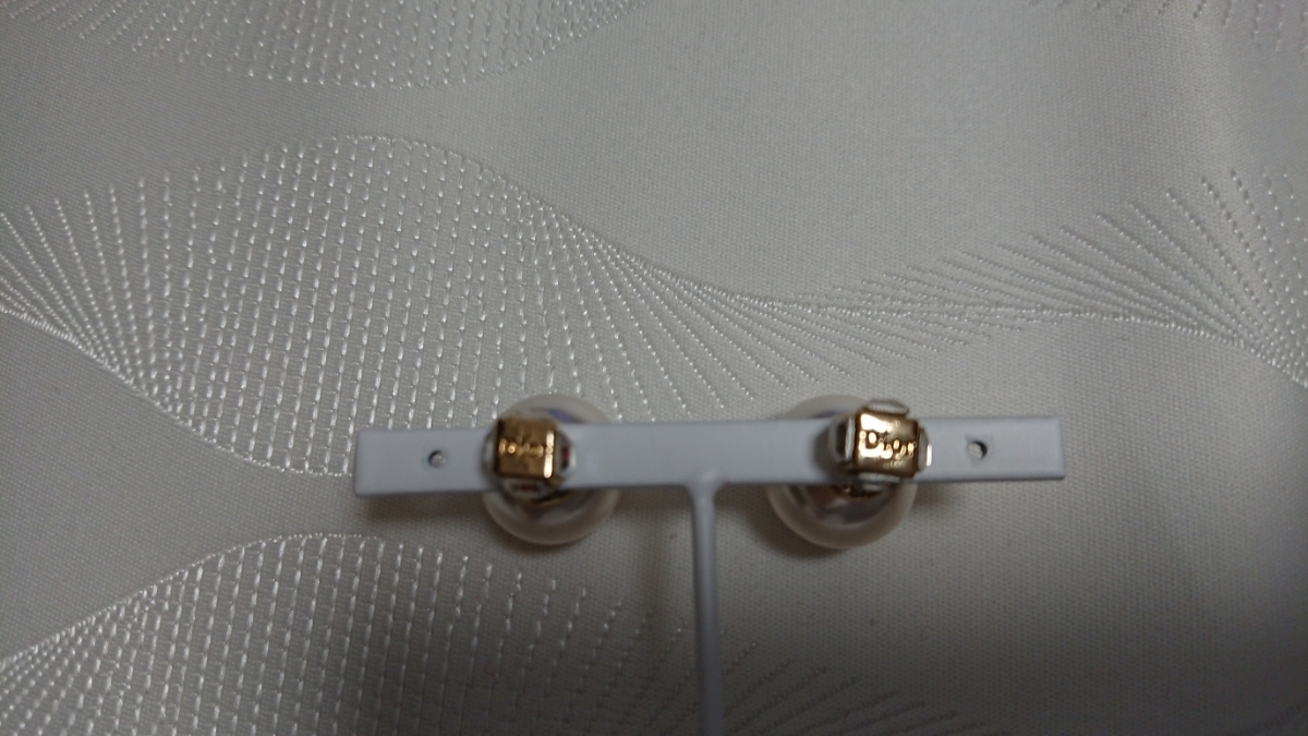 Dior パール ２way ピアス_3