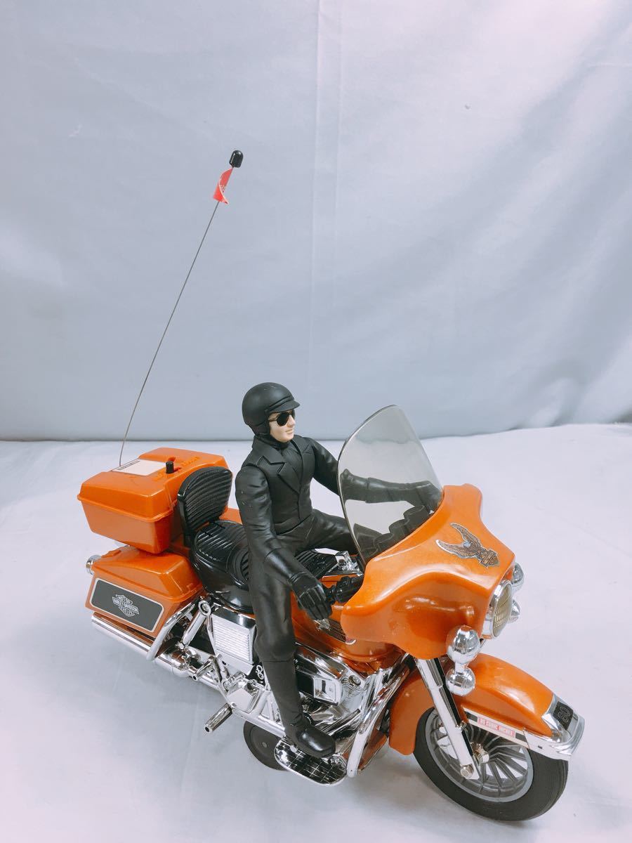 T51 HARLEY-DAVIDSON FLH-80 ハーレーダビッドソン ゴールド ラジコン 1/8