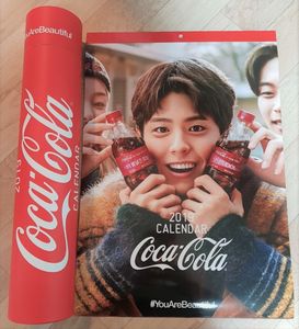 コカコーラ カレンダーのYahoo!オークション(旧ヤフオク!)の相場・価格