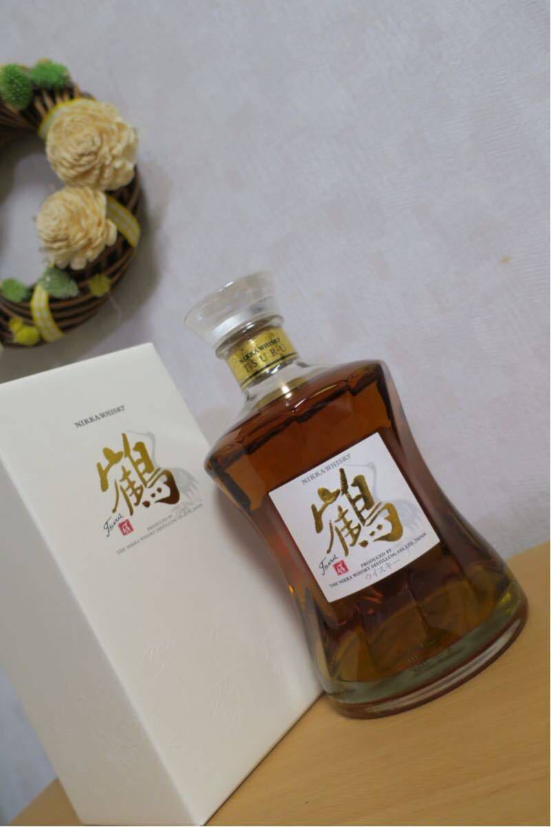 蒸溜所限定ニッカウイスキー 鶴 （700ml x 1本) 外箱付き 蒸溜所限定