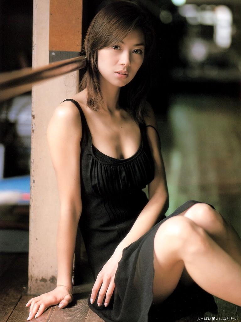 伊東美咲 写真集 美 帯付/ の入札履歴 - 入札者の順位