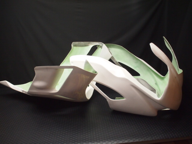 CBR1000RR SC57 アッパーカウル 純正 アッパー sc57 ♪CBR1000RR 05年