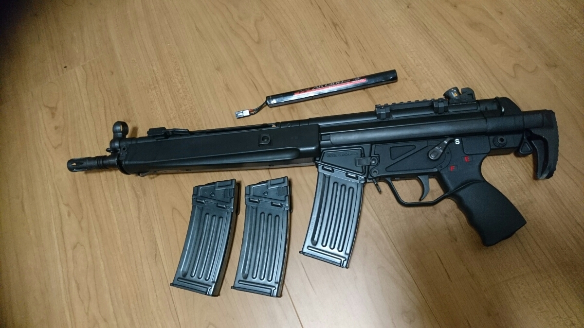 新品，爆買い KSC HK33 予備マガジン2個 バッテリー1本付属 20mm
