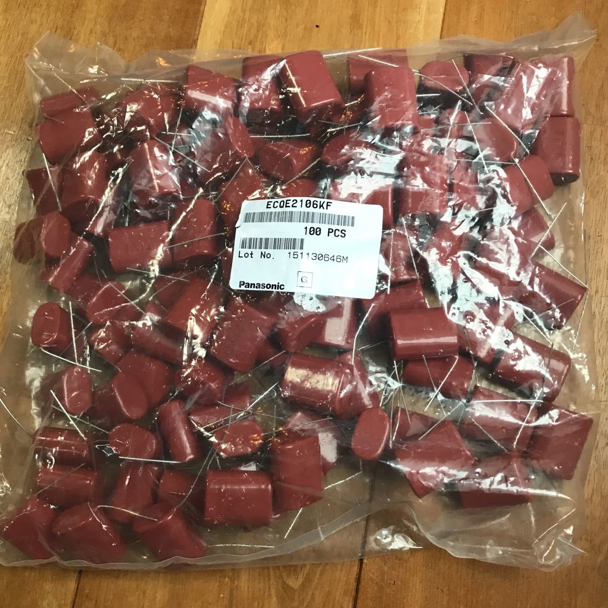 フィルムコンデンサ 10uF 定格250V 100個 大容量 パナソニック ECQE Panasonic フィルムコンデンサー