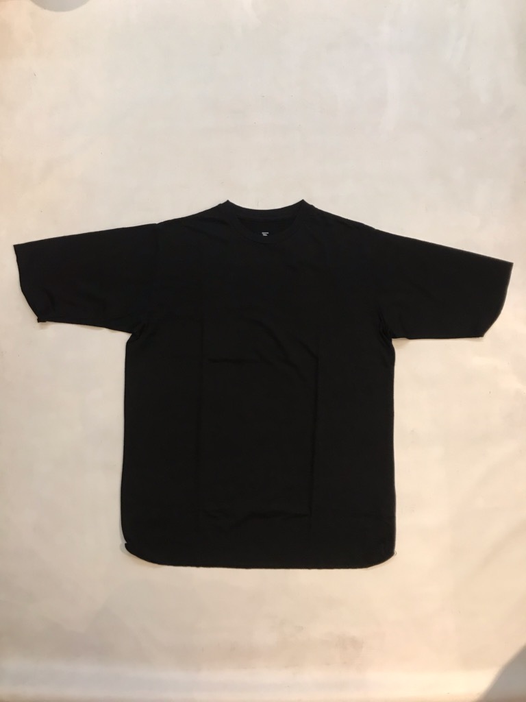 新品未使用 19SS DESCENTE PAUSE デサントポーズ MERINO WOOL H/S T-SHIRT BLK M 新品未使用 デサント DESCENTE PAUSE パッカブルジャケット S DESCENTE