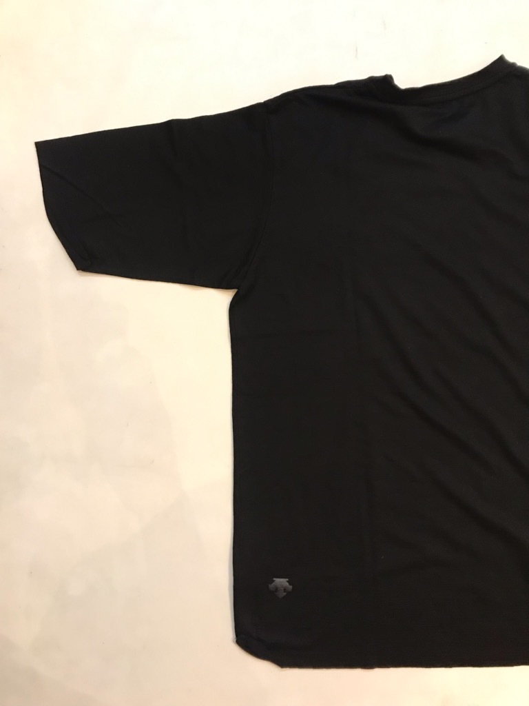 新品未使用 19SS DESCENTE PAUSE デサントポーズ MERINO WOOL H/S T-SHIRT BLK M 新品未使用 デサント DESCENTE PAUSE パッカブルジャケット S DESCENTE
