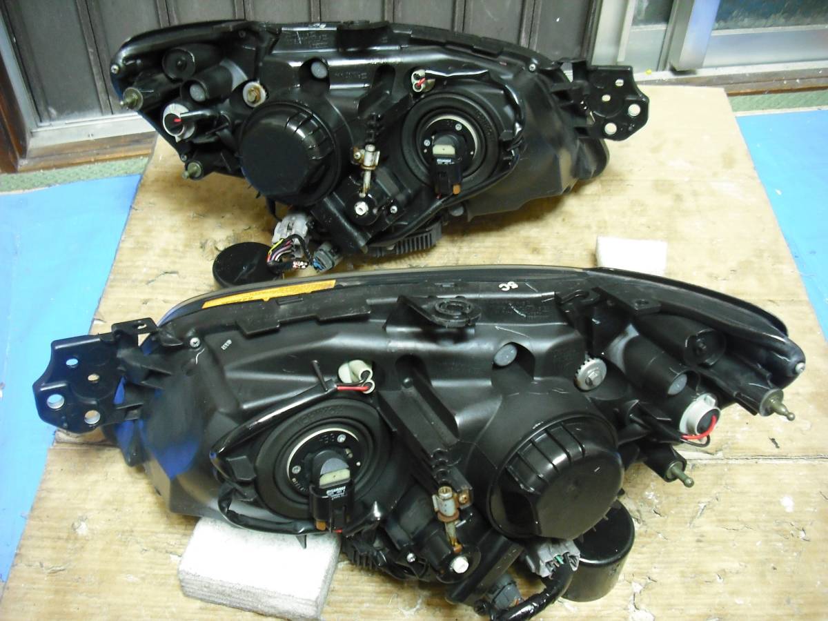 中古 美品 スバル純正 GG GD GDB インプレッサ 後期 鷹目 WRX STI HID
