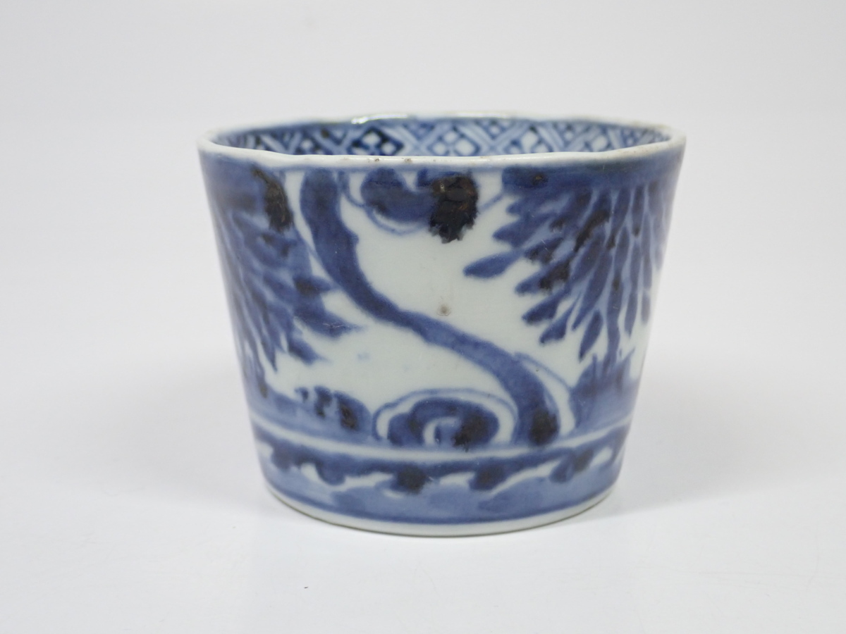 幕末期 細密文様 古伊万里 フローブルー 金彩 蕎麦猪口 S-08 古伊万里