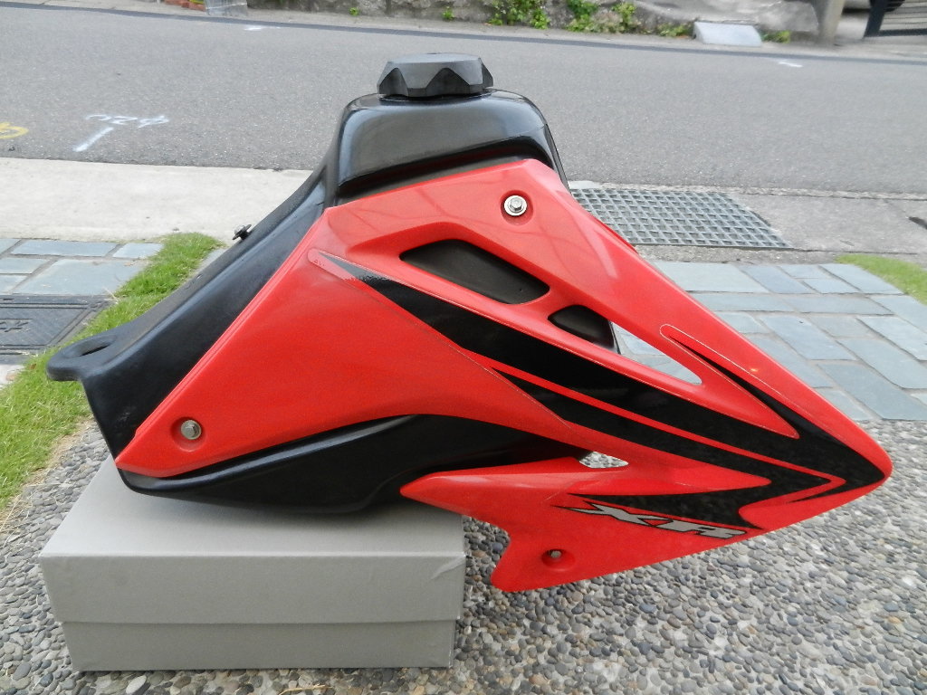 MD30 XR250（MD30） IMSビックタンク シュラウド付き IMSビックタンク 