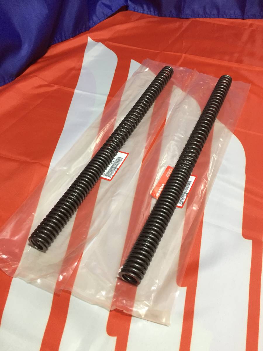 CBX400F 550F 新品　フォークスプリング NC07 PC04 HONDA GENUINE PARTS ホンダ　純正部品　フロントフォーク