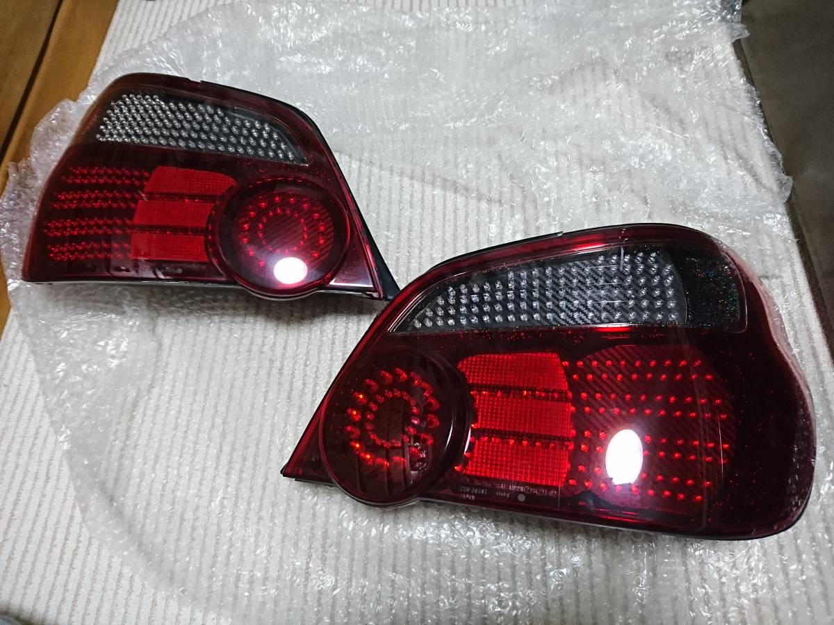インプレッサ GDB 涙目 フルLEDテール 中期 6連Wリング ロゴ入り