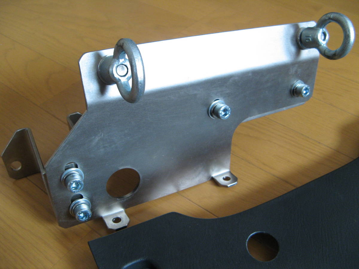 ホンダ ｓ２０００ ４点式シートベルト用 アンカーボルトブラケット 運転席側 右側 ボルトオン ホンダ用 売買されたオークション情報 Yahooの商品情報をアーカイブ公開 オークファン Aucfan Com