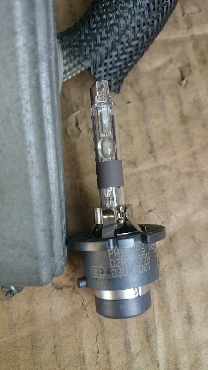 日野レンジャー用 バーナー、バラストセット B2 純正 HINO 日野 HID