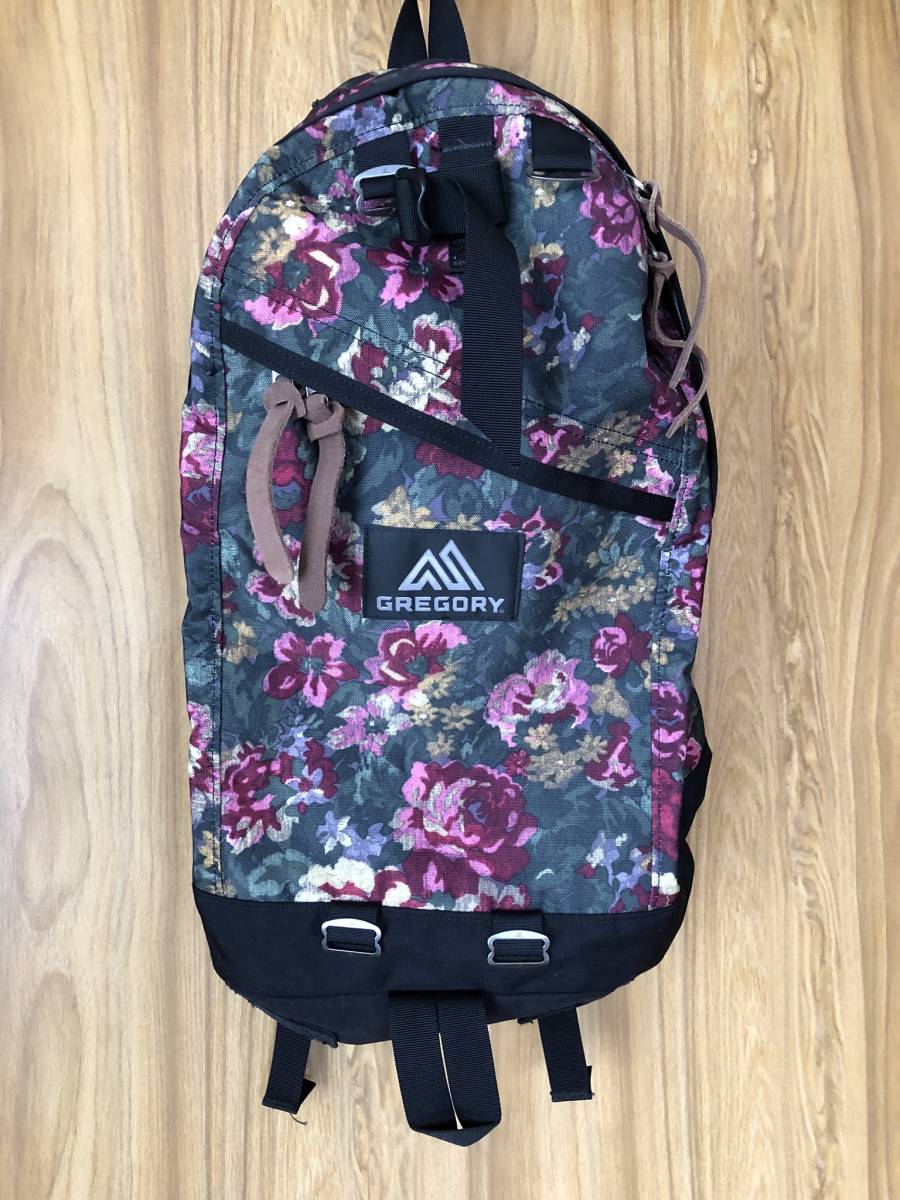 送料込み!美品!グレゴリー デイパック リュック GREGORY DAY PACK “GARDEN TAPESTRY”