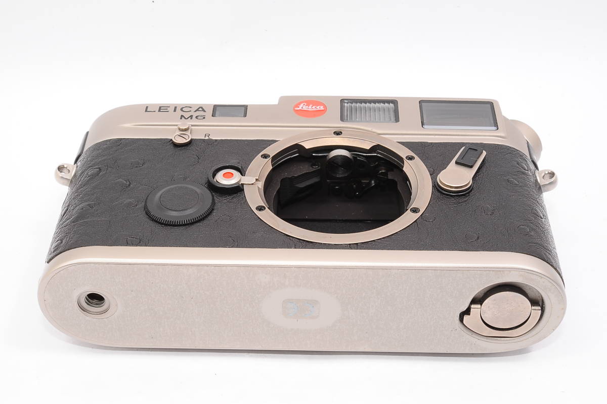 ライカ LEICA M6 - チタン ボディ レンジファインダーカメラ ＋ 取説