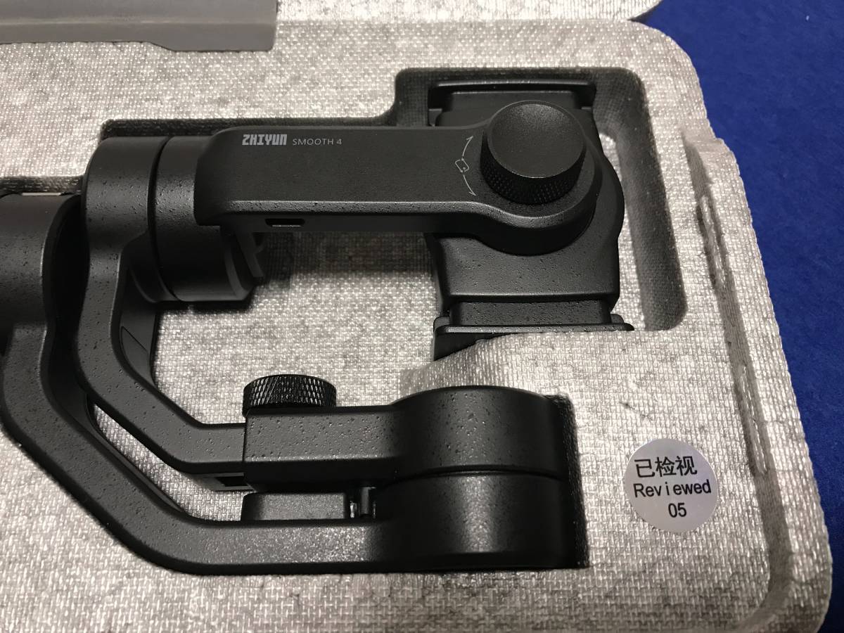 正規輸入☆ZHIYUN SMOOTH 4☆スマートフォン用 スタビライザー