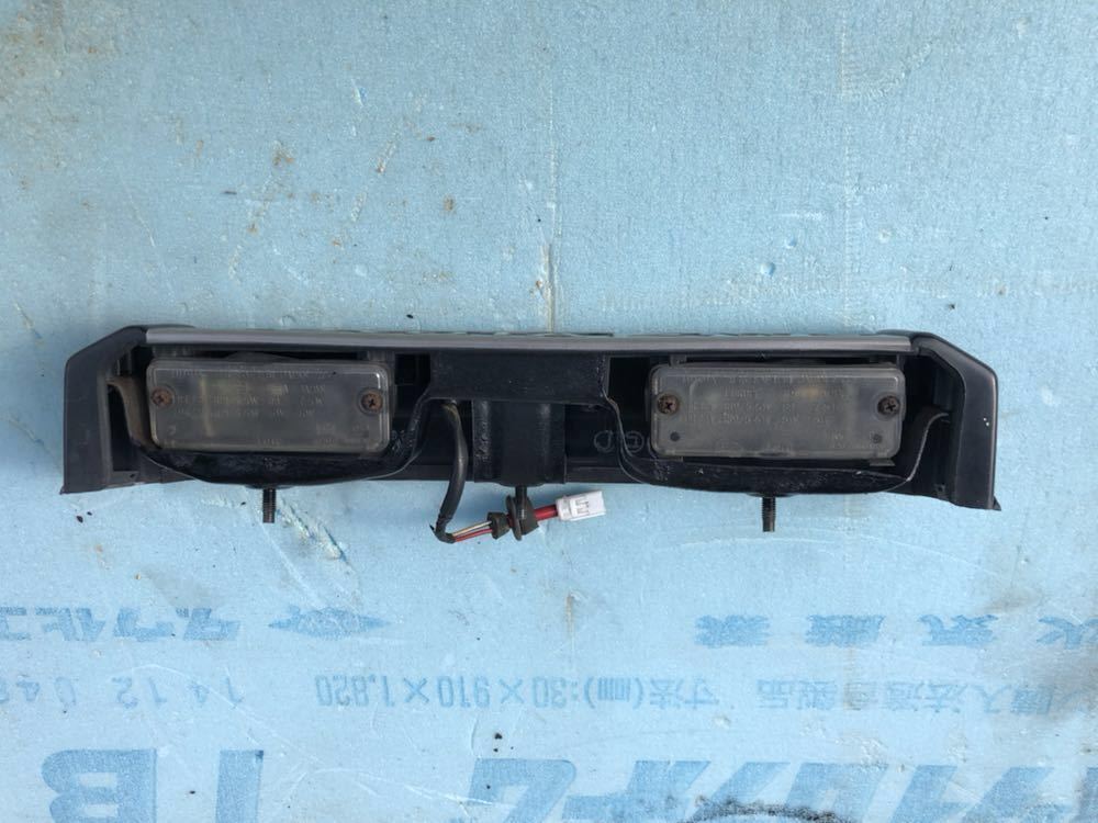 送料無料】 ランクル70 ナンバー灯 ライセンスプレートランプ 尾灯